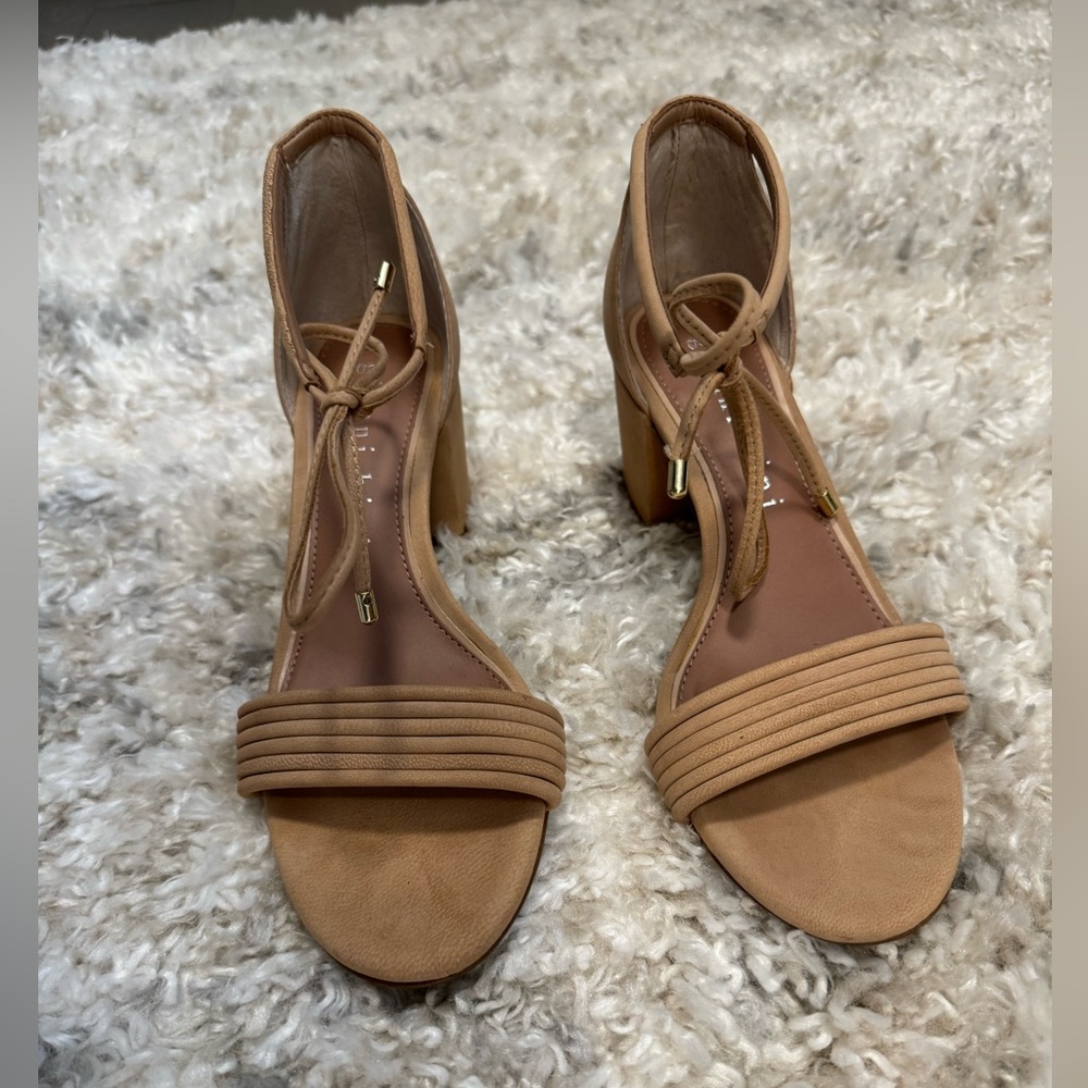 Gianni Bini Beige Block Sandals